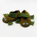 Babyfinken mit Frosch-Motiv